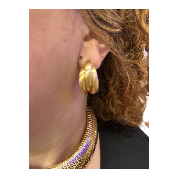 Chunky Omega Choker & Half Open Hoops Set - Picture 3 of 5